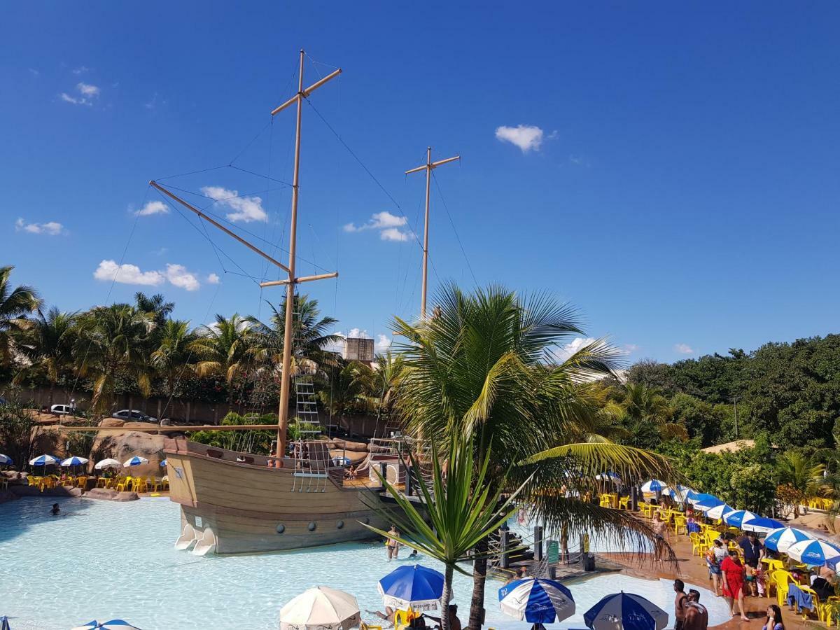 Piazza Splash Acquapark Vacation Caldas Novas Bagian luar foto