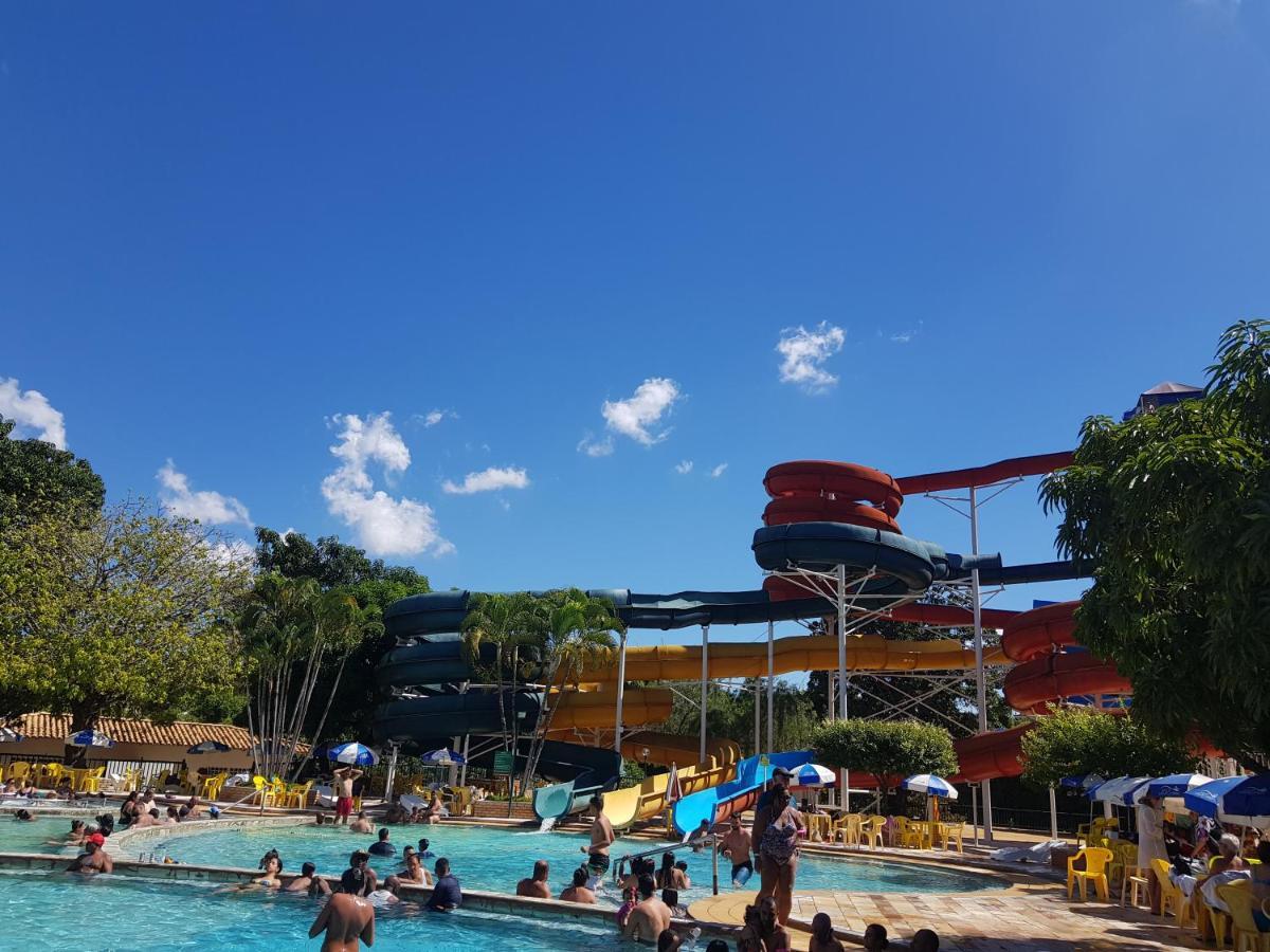Piazza Splash Acquapark Vacation Caldas Novas Bagian luar foto